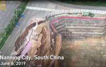 Қытайда қала ішіндегі жол ортасынан опырылып түсті– қорқынышты видео