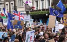 Лондонда мыңдаған азамат қайта референдум өткізуді талап етті