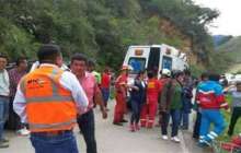 Жасөспірімдер мінген автобус шыңырауға құлап, жетеуі көз жұмды