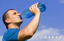 Суды тұрып ішудің зияны қандай?