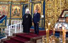 Нұрсұлтан Назарбаев Қасиетті Успен кафедралдық соборына барды