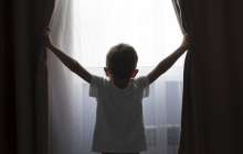 2 жасар бала терезеден құлап мерт болды