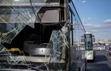 Қазақстандық туристер мінген автобус Ыстықкөлде жыраға түсіп кетті – фото