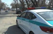 Алматыда есірткіге мас жүргізуші полиция қызметкерлерінен қашпақ болды