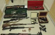 Атамбаевтың үйінен түрлі қару-жарақ тәркіленді