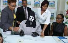 Лотереядан 158 миллион доолар ұтып алған жігіт жүлдесін алуға маскамен келген