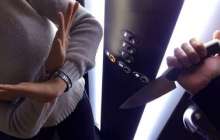 Лифтіден айуандықпен өлтірілген келіншектің денесі табылды