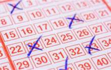 Зейнеткер лотереядан шатасып, қомақты ақша ұтып алды