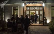 "Тимеңдер!" Атамбаевтың үйінде түсірілген видео жарияланды