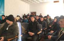 Ақмолдағы құс фабрикасы жұмысшылары еңбек жағдайына наразы