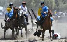 "Қазақтар артық кетті" деген Қырғызстан шенеунігі қызметінен кетті: жаңа президент кім