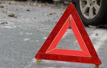 Талдықорғанға кіре берісте екі адамды қағып кеткен Infiniti-ді 67 жастағы әйел адам басқарған