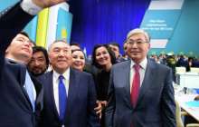 Назарбаевтың сирек фотолары желіде неге жариялана бастағаны белгілі болды