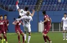 Ойын кезінде футболшының желкесі үзіліп кетті