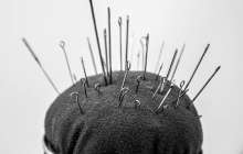 Күйеуін қайтармақшы болған: баласына он ине тыққан әйел сотталды