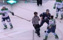 ҚХЛ матчында жаппай төбелес болды