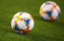 Қазақ баласы Роналдумен суретке түсу үшін футбол алаңына жүгіріп шықты