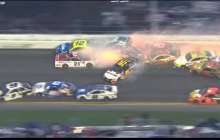 12:47NASCAR жарысында алапат апат болды (видео)