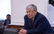 Көшербаев Абайдың 42-ші қара сөзін оқып, эстафетаны жас спортшыға жолдады – видео