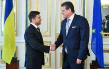 Зеленский Еуроодақ пен АҚШ-тан Ресейге қысым көрсетуді жалғастыруды сұрады