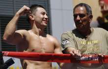 Санчес Головкиннен бөлінген соң "Канеломен" 3-кездесудің жеңімпазын атады