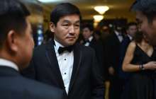 Алматы әкімі Бауыржан Байбек ұлымен бірге автобусқа отырды