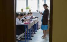 Асхат Аймағамбетов мәжілісте заң жобасын таныстырды