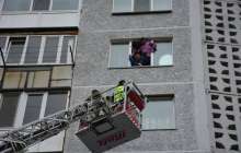 Петропавл тұрғыны үйді жарып жібермек болды: шұғыл операцияның видеосы