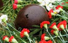 қазақстандықтар Ресейдегі әскери мемориалды жөндеп жатыр