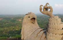 Ғаламшардағы ең үлкен құс мүсіні қалай көрінеді – видео  