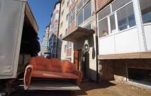 "Отырамыз ба тозып?" Қарағандыда құлап қалған үйдің тұрғындары шу көтерді  