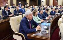 Депутаттар каникулға шықты, бірақ жұмысын жалғастырады