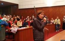 форум, автобустағы шенеуніктер, аналар талабы