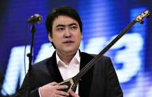 Мейрамбек Бесбаев: әндері, биографиясы, отбасы, әйелі