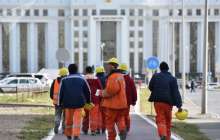 Жұмысшылар ереуілі: Әбу-Даби плазадағылардың талабы