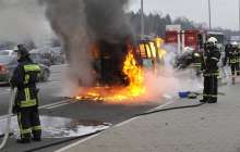 Петропавлда жолаушы толы автобус көше ортасында өртеніп кетті – видео