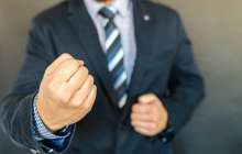 Депутат парламент алдында төбелес шығарды