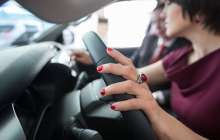 Жүргізуші әйел балабақшадан шыққан бір топ сәбиді басып кетті