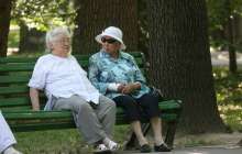 Қазақстанда зейнет жасын төмендету ұсынылды