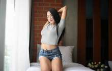 «Қазақтар сияқты төсекке сүйремейді». Кәріспен көңіл қосқан қыздың әңгімесі