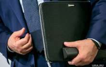 Премьер-Министр төрт айдан кейін жұмыстан қуылды