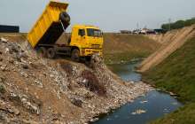 Тереңқараны тұрмыстық қалдыққа толтырған кім?