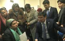 Шымкентте елуден астам әйел әкімнің шығуын талап етті