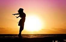 Оралдағы магнит әйел Гиннесс рекордтар кітабына енгісі келеді