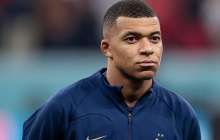 Алматыда Мбаппенің ішкиімі саудаға түсіп жатыр