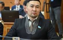 Назаровтың анасына арнаған құттықтауы Мәжіліс регламентін қайта қарауға түрткі болды