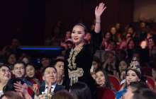 Баян Алагөзова Қарақат Әбілдинаға "Секс ауылда" сериалына түсуге ұсыныс жасады