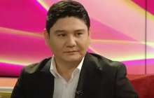 Ішімдіктің кесірі: Бейбіт Қорған ұшақта мас болып, жанжал шығарды