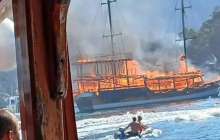 Түркияда круиздік яхта өртке оранды