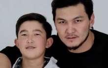 Алматының арбатында ән салып жүрген “Қойшы бала” елдің назарын өзіне аударды